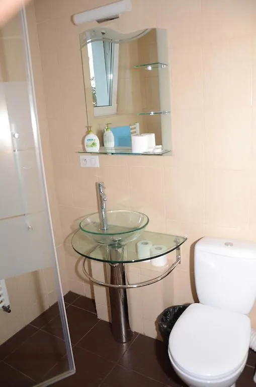 *** Aparthotel Apart La Cave Bucharest Romania